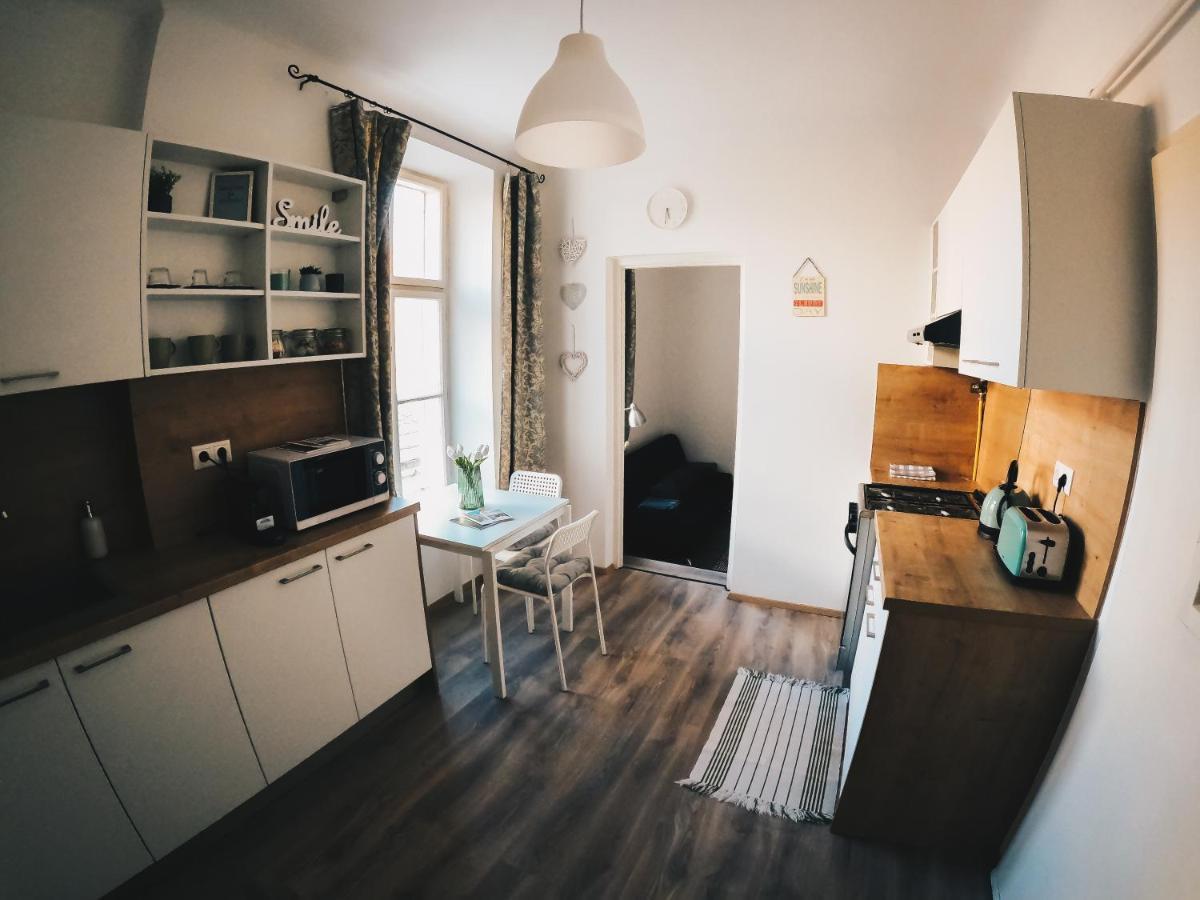 Studio77 Apartman Daire Sopron Dış mekan fotoğraf